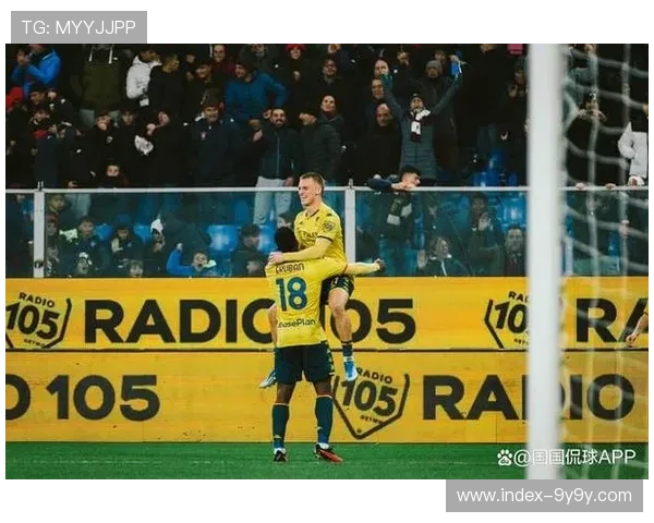 意甲第10轮：萨索洛1-2负热那亚。