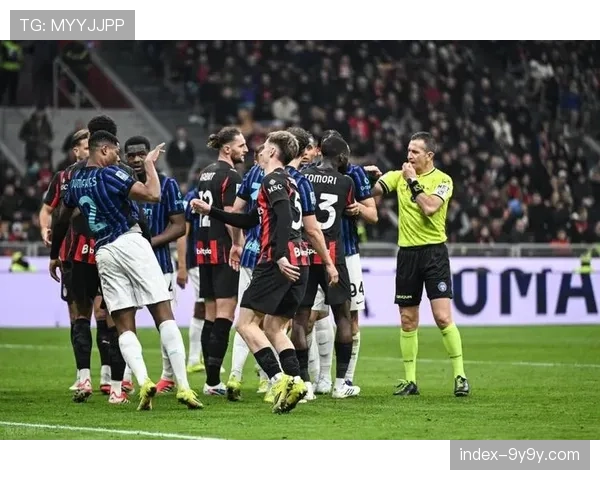 欧冠F组末轮补赛：国际米兰2-0战胜埃因霍温锁定头名